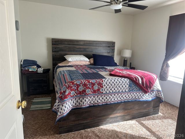 907 W Knisley, Checotah, OK 74426