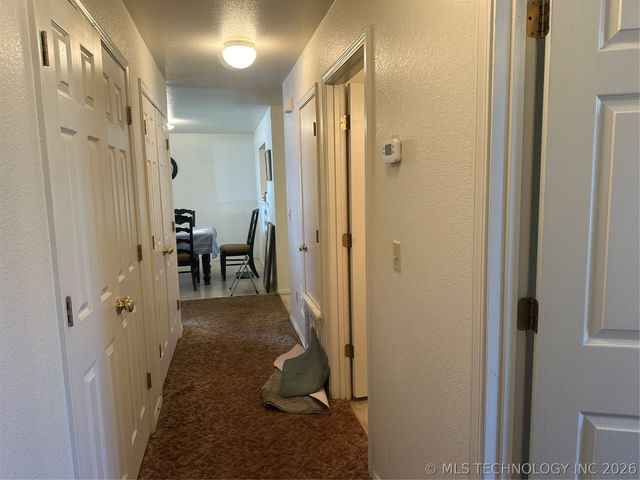 907 W Knisley, Checotah, OK 74426