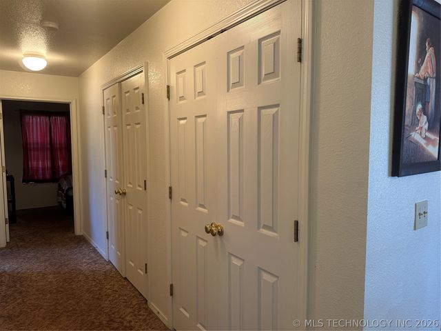 907 W Knisley, Checotah, OK 74426