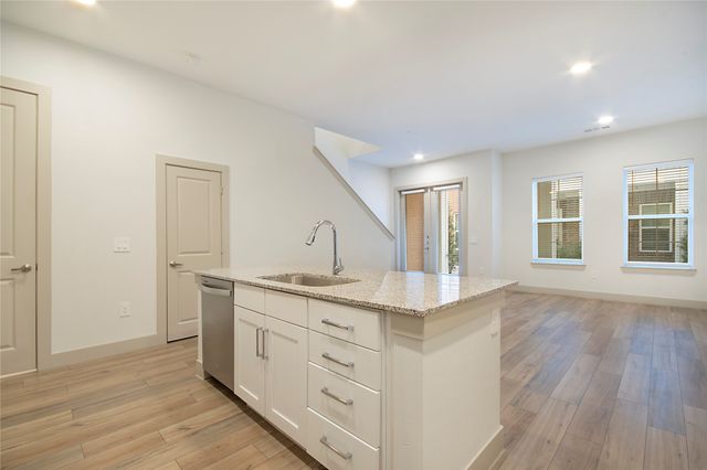 4700 W Spring Creek Parkway 10102, Plano, TX 75024