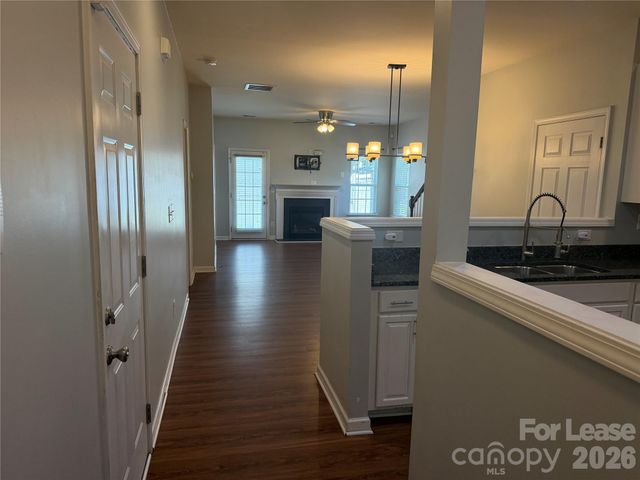 13904 Singleleaf Lane, Charlotte, NC 28278