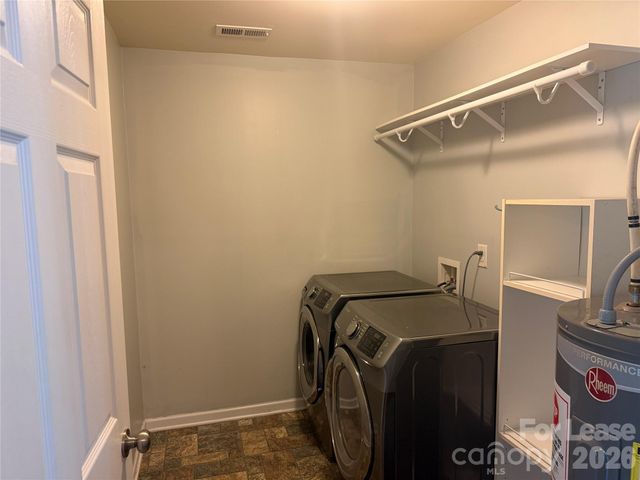 13904 Singleleaf Lane, Charlotte, NC 28278