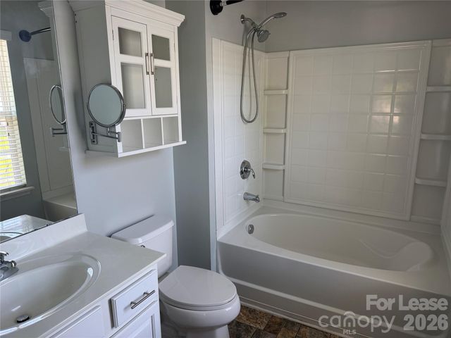 13904 Singleleaf Lane, Charlotte, NC 28278