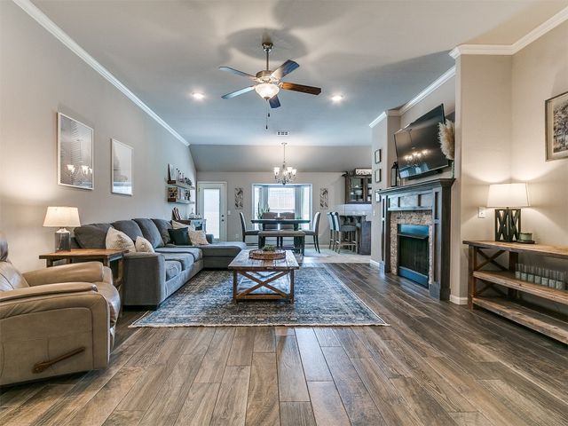 2504 NW 193rd Terrace, Edmond, OK 73012