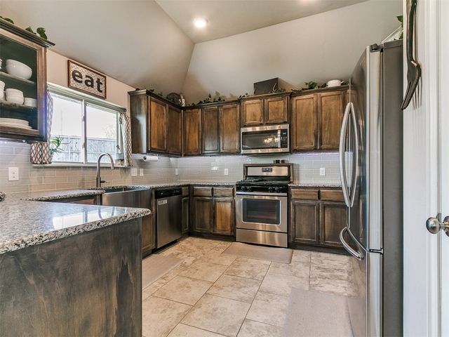 2504 NW 193rd Terrace, Edmond, OK 73012