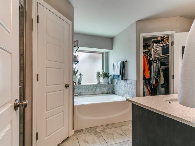 2504 NW 193rd Terrace, Edmond, OK 73012