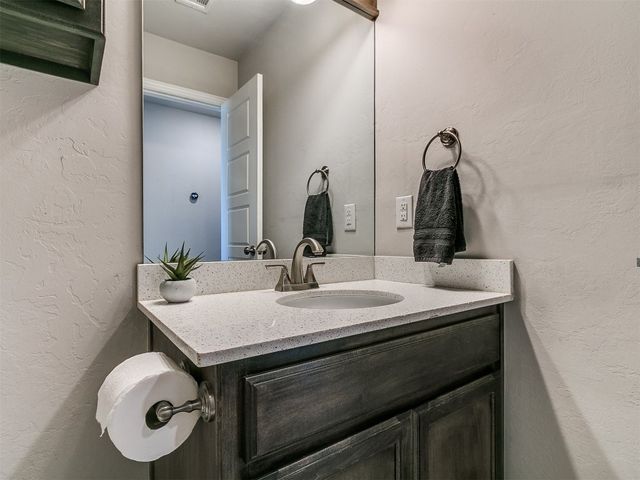2504 NW 193rd Terrace, Edmond, OK 73012