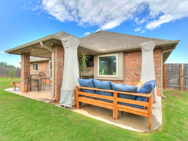 2504 NW 193rd Terrace, Edmond, OK 73012