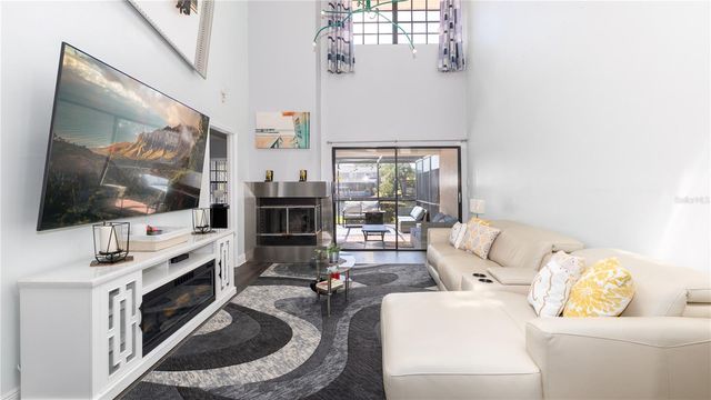 10438 SAINT TROPEZ PLACE, Tampa, FL 33615