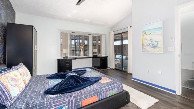 10438 SAINT TROPEZ PLACE, Tampa, FL 33615