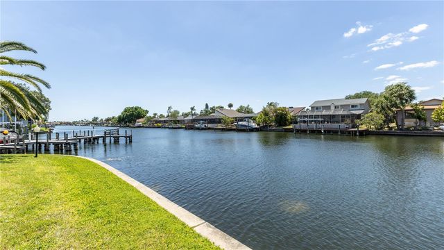 10438 SAINT TROPEZ PLACE, Tampa, FL 33615