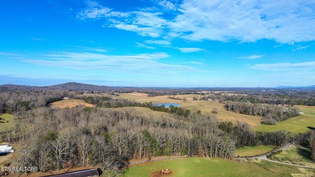 Brakebill School Rd, Madisonville, TN 37354