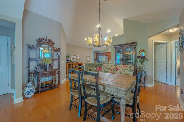 52 Mountain Meadow Circle, Weaverville, NC 28787