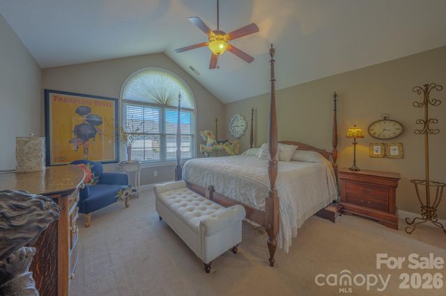 52 Mountain Meadow Circle, Weaverville, NC 28787