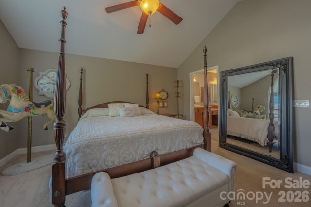 52 Mountain Meadow Circle, Weaverville, NC 28787