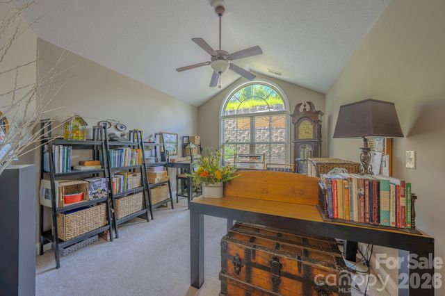 52 Mountain Meadow Circle, Weaverville, NC 28787
