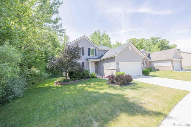 37467 S Dianne Lane, Huron Charter Township, MI 48164