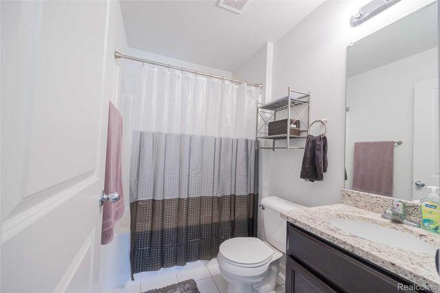 37467 S Dianne Lane, Huron Charter Township, MI 48164