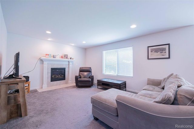 37467 S Dianne Lane, Huron Charter Township, MI 48164