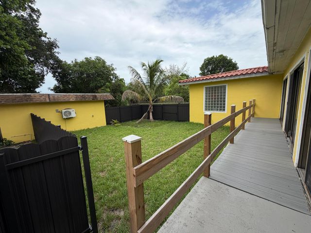 14131 NW 3RD Avenue A, Miami, FL 33168