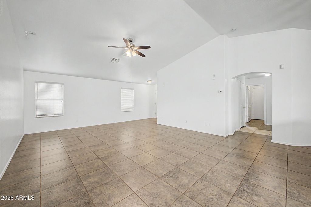 1313 S 107TH Drive, Avondale, AZ 85323 — photo 4