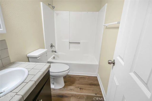 31720 96th Street East, Littlerock, CA 93543