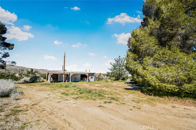 31720 96th Street East, Littlerock, CA 93543