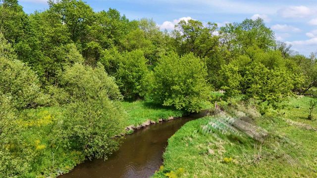 Unit 13 Deer Hollow Court, Deforest, WI 53532