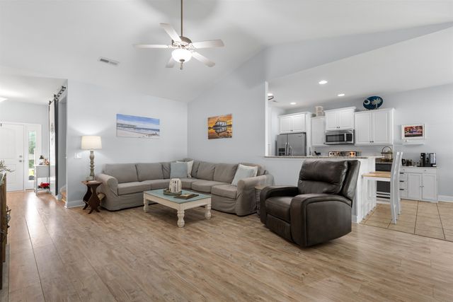 344 Clearwater Dr., Pawleys Island, SC 29585