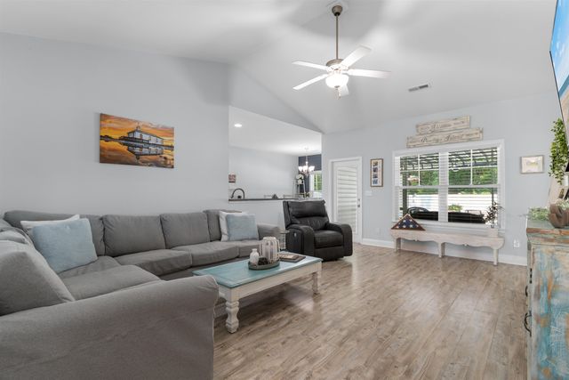 344 Clearwater Dr., Pawleys Island, SC 29585