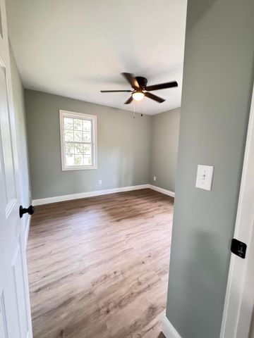 710 Gadsden Loop, Walterboro, SC 29488