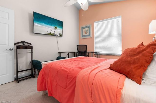 140 Pearl ST, Fort Myers Beach, FL 33931