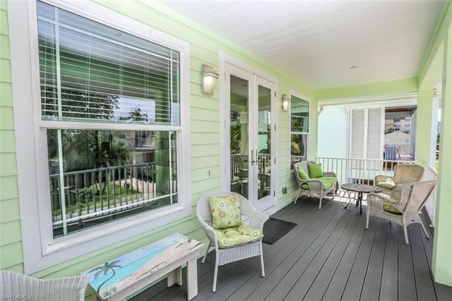 140 Pearl ST, Fort Myers Beach, FL 33931