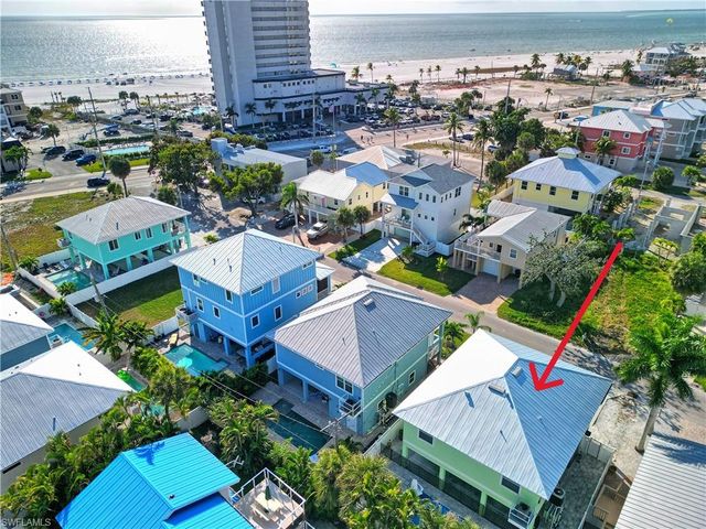 140 Pearl ST, Fort Myers Beach, FL 33931