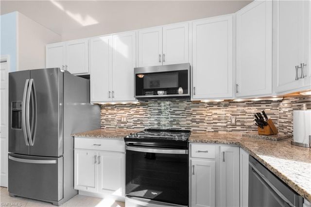 140 Pearl ST, Fort Myers Beach, FL 33931