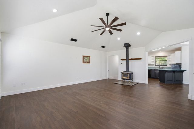 1804 Vz County Road 1224, Grand Saline, TX 75140