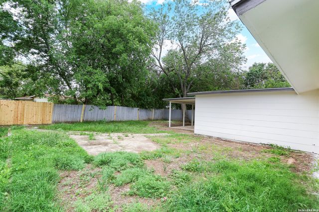 7118 Castleridge, San Antonio, TX 78227