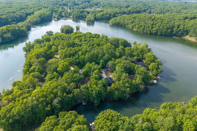 8670 N Island Drive Lot 32 and 33, Morton Twp, MI 49346