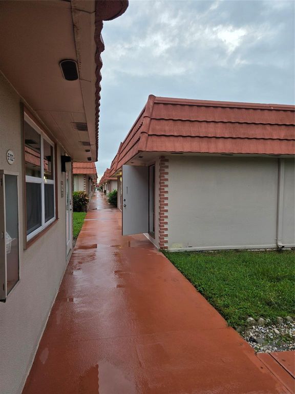 Image 4 of property listing at 123 Seville 123, Delray Beach, FL 33446