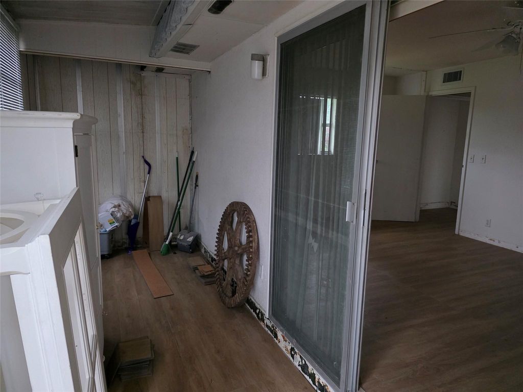 Image 9 of property listing at 123 Seville 123, Delray Beach, FL 33446