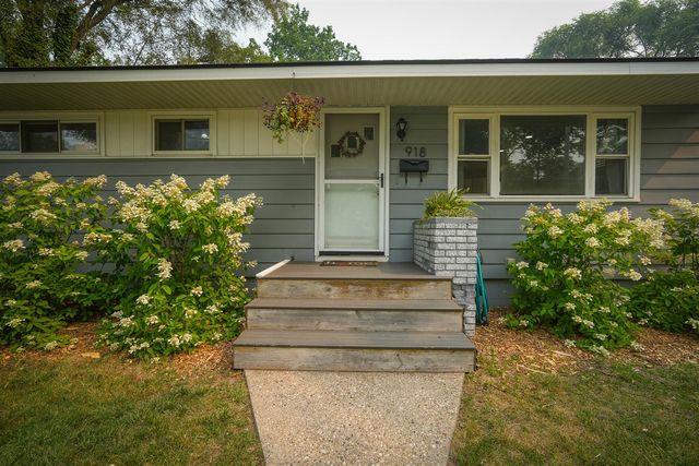 918 Post Road, Muskegon, MI 49441
