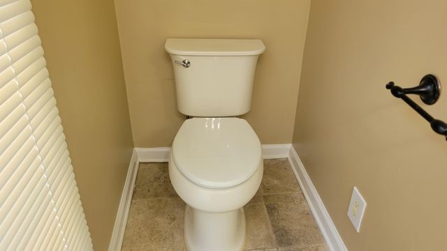6879 AMERSHAM DR, Memphis, TN 38119