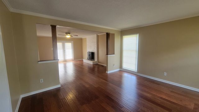 6879 AMERSHAM DR, Memphis, TN 38119