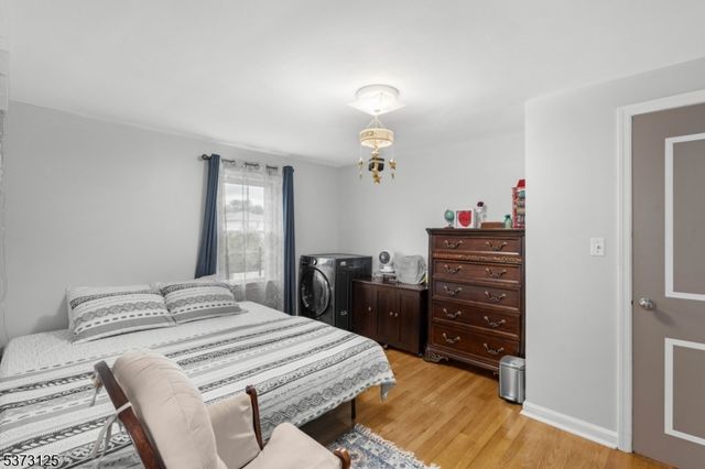 13 Smith St, Bloomfield Twp., NJ 07003