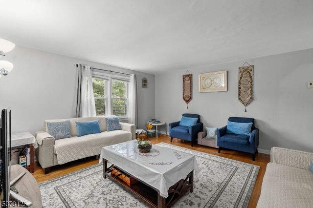 13 Smith St, Bloomfield Twp., NJ 07003