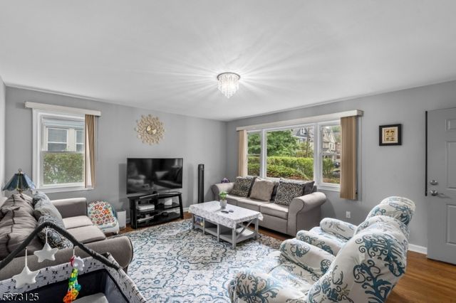 13 Smith St, Bloomfield Twp., NJ 07003