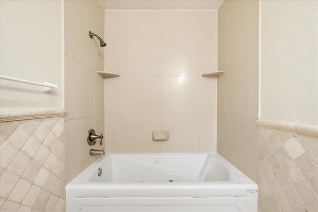 595 Packard Dr, Grass Valley, CA 95945