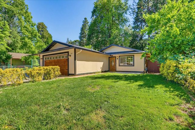 595 Packard Dr, Grass Valley, CA 95945