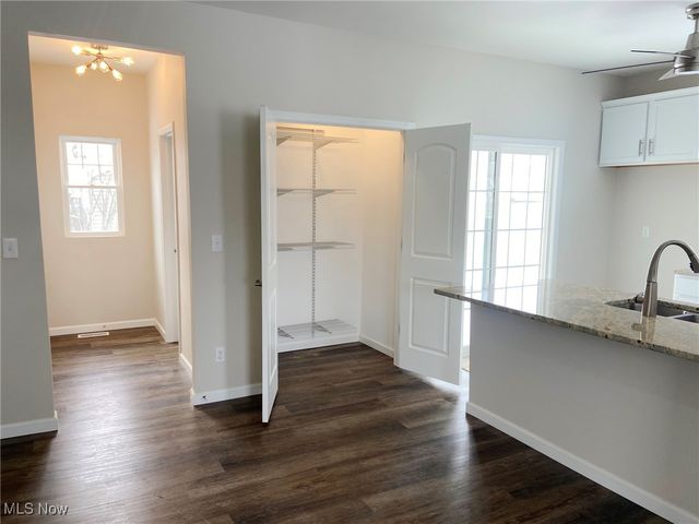 21100 Nicholas Avenue, Euclid, OH 44123