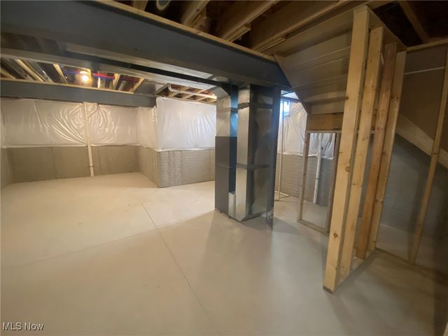 21100 Nicholas Avenue, Euclid, OH 44123